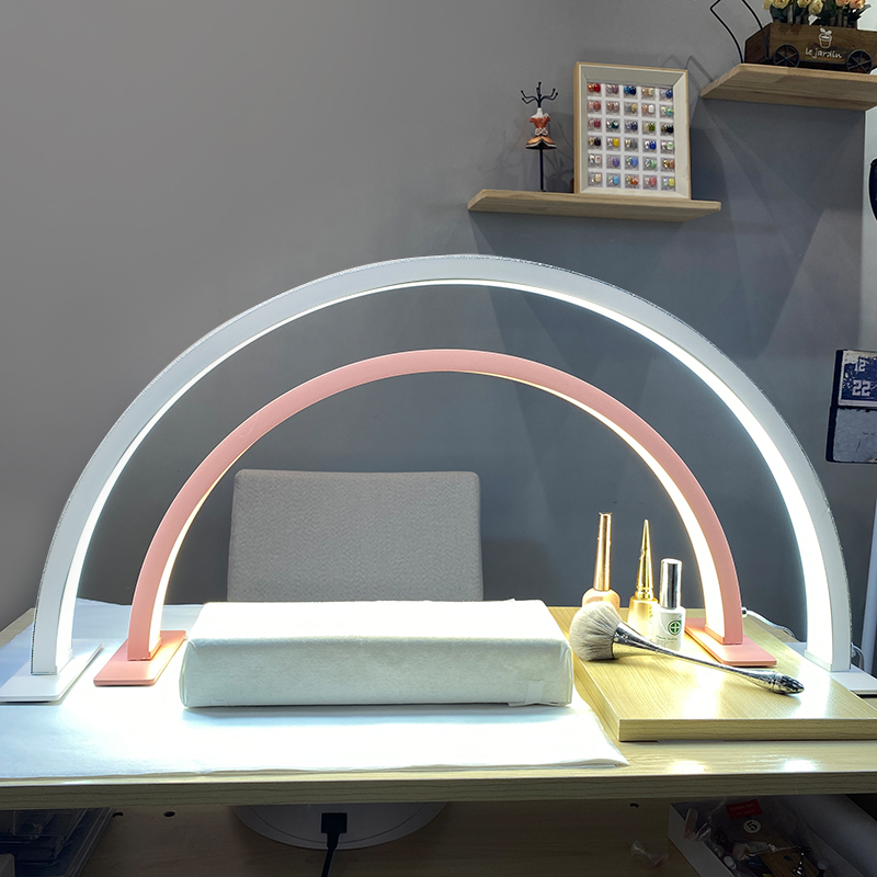 Led Ring Light - Luminária LED de Mesa em Arco